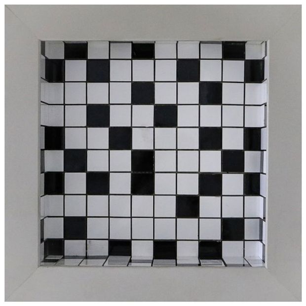 Nicho-para-Banheiro-de-Porcelanato-Anticatto-Preto-Branco-Polido-30x30-cm